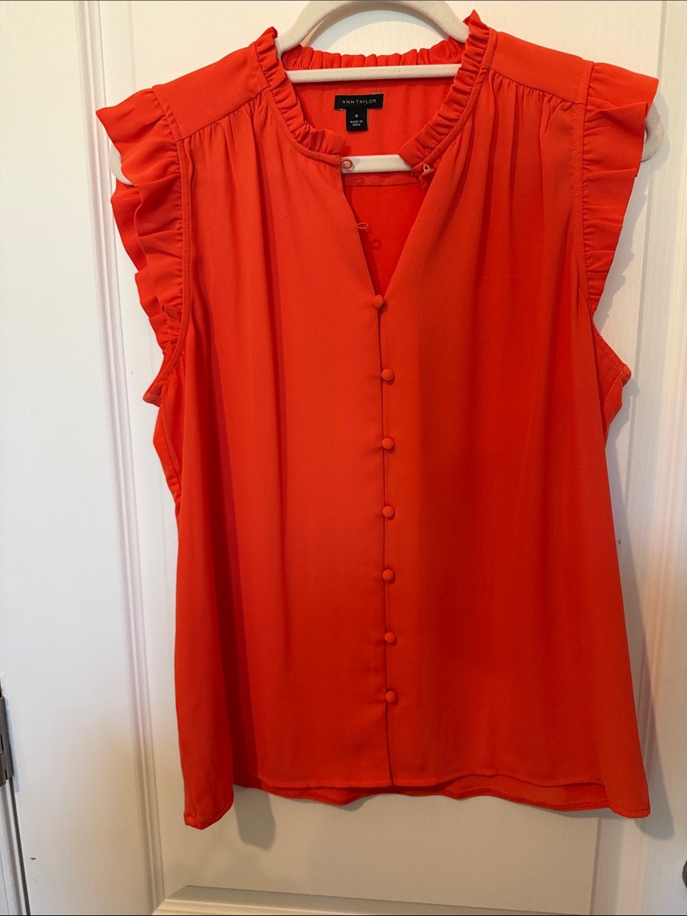 2 Ann Taylor Sleeveless Ruffle Button-Front Blouses in Coral and Emerald - Picture 3 of 3